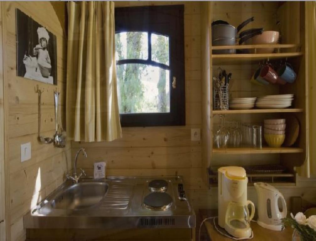 Les Roulottes&Cottages du Moulin Chenillé-Changé Extérieur photo