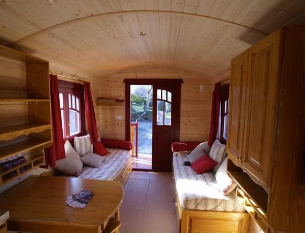 Les Roulottes&Cottages du Moulin Chenillé-Changé Extérieur photo