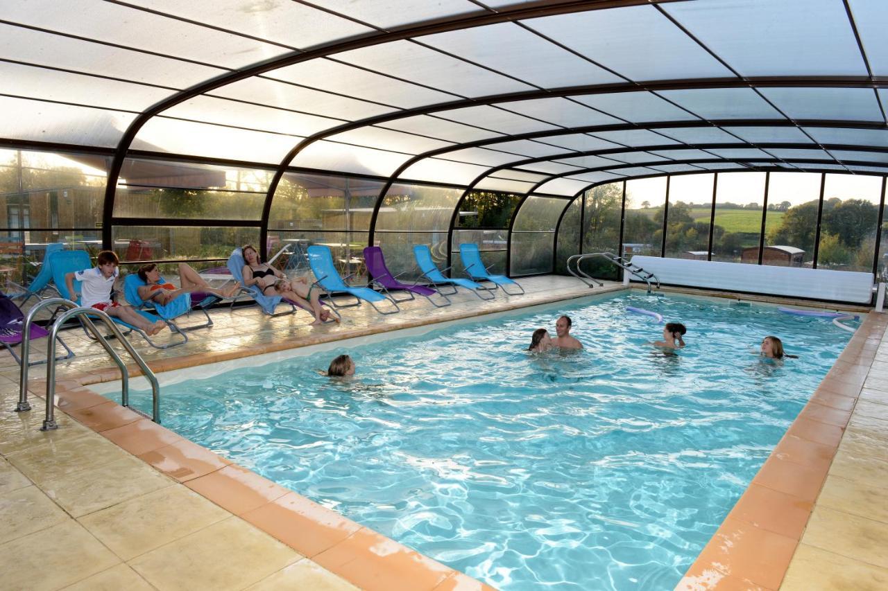 Les Roulottes&Cottages du Moulin Chenillé-Changé Extérieur photo